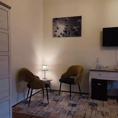 Bed And Chic Art Triëst