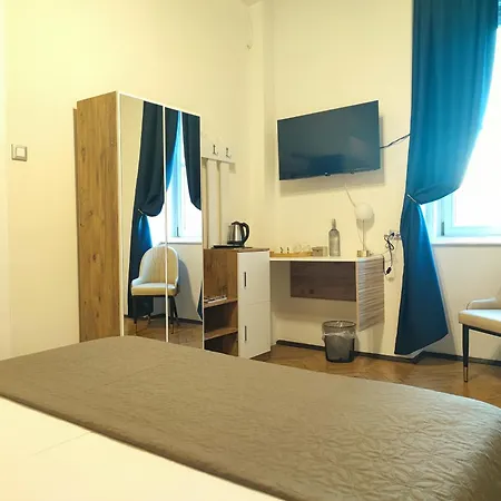 Bed And Chic Art 4* Terst